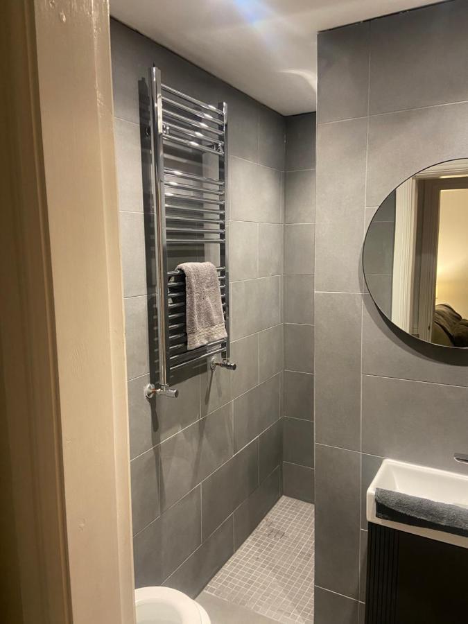 Spacious One Bedroom Ground Floor Apartment Harrogate Kültér fotó